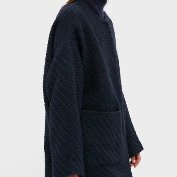 Tuckernuck Navy Boucle Barrett Coat - Picture 3 of 5